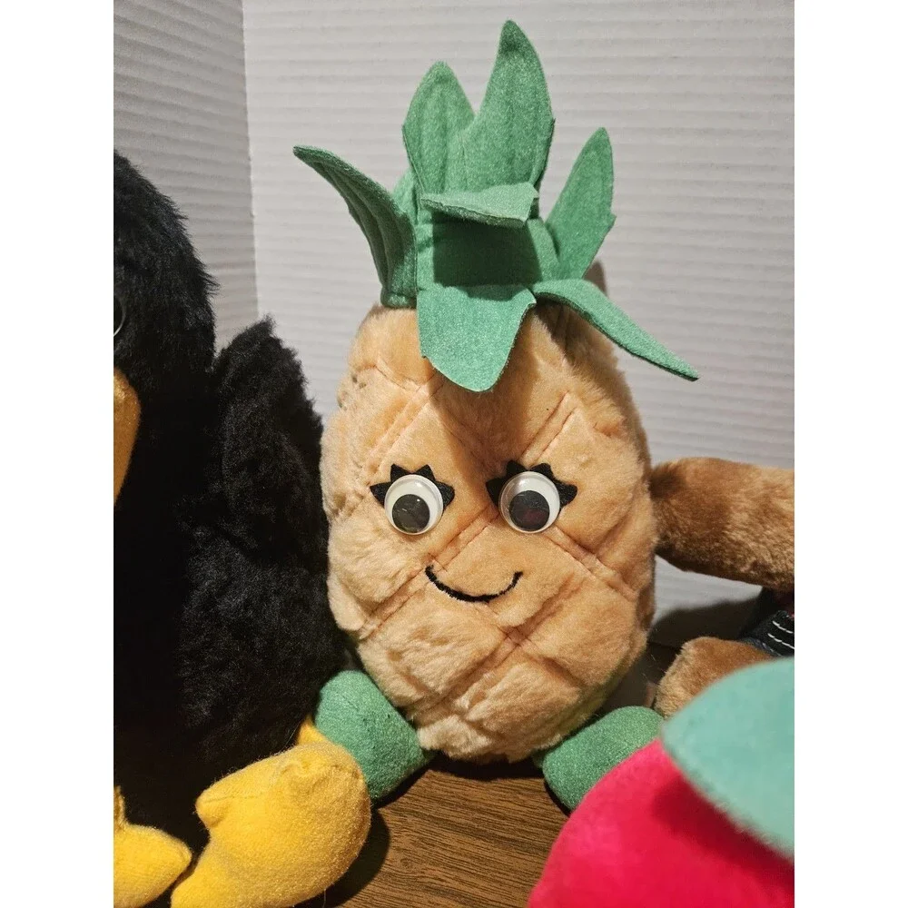 VINTAGE 1980's DEL MONTE COUNTRY Yumkims PLUSH FRUIT, VEGTABLES Brawney Bear